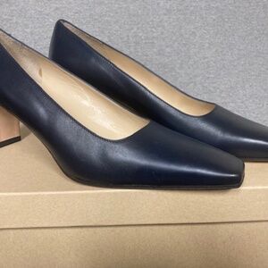 Amalfi Woman's Navy Shoes - 9M